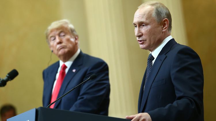 Trump (l.) und Putin gaben im Juli 2018 in Helsinki eine gemeinsame Pressekonferenz.