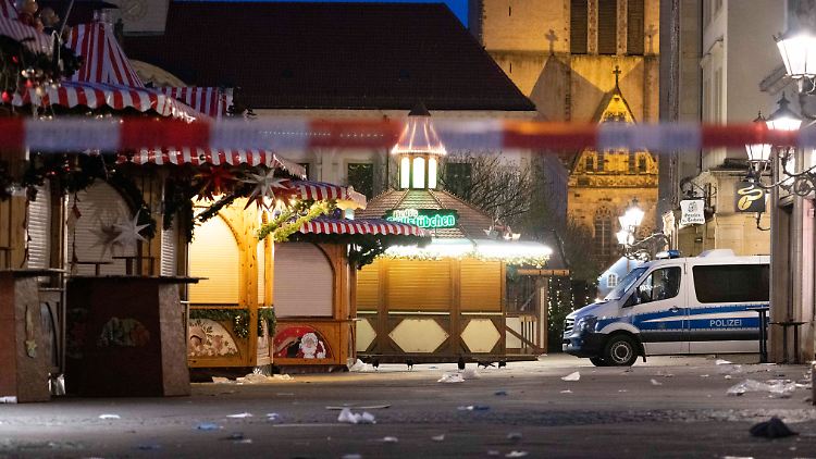 Bei dem Anschlag auf den Magdeburger Weihnachtsmarkt sind sechs Menschen getötet und rund 300 zum Teil schwerst verletzt worden.