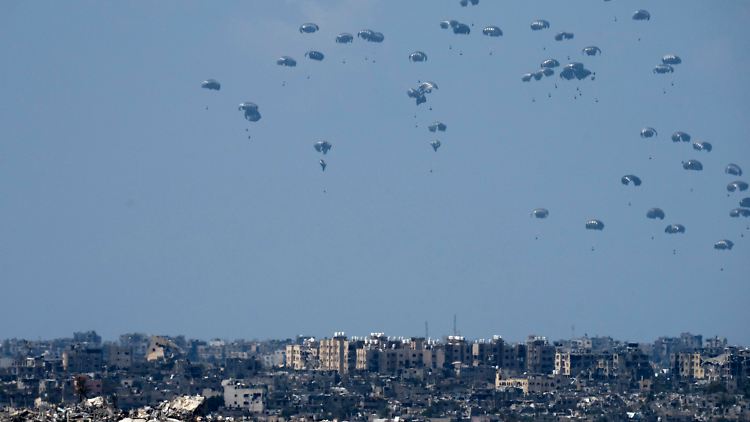 Schon im Jahr 2024 gab es eine Luftbrücke nach Gaza - damals von den Israelis gestartet