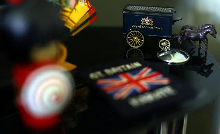 2023-04-19T000000Z-1693002199-RC2OH0AOMMLR-RTRMADP-3-BRITAIN-ROYALS-CORONATION-MEMORIES