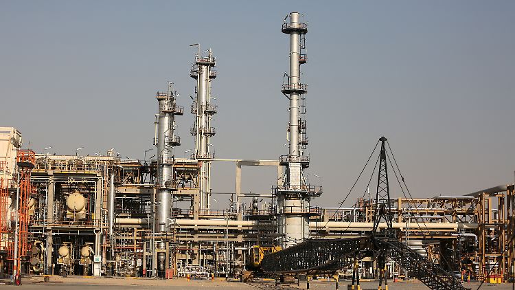 Die Öl- und Gasraffinerie in Isfahan. 