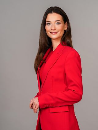 Jasmin Gebele 10DC8.jpg