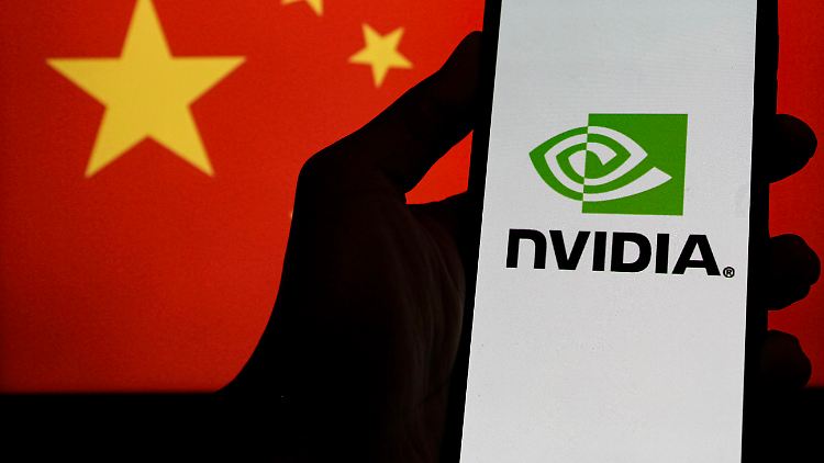 Die Nachfrage nach den Nvidia-Produkten ist groß - nicht nur von chinesischen Unternehmen, sondern auch bei Militär, staatlichen KI-Forschungsinstituten und Universitäten.