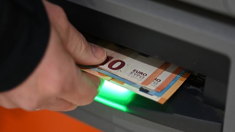 Die Lebenshaltungskosten steigen erneut um durchschnittlich zwei Prozent an.
