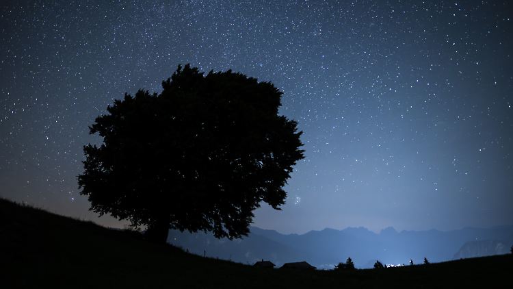 Die Perseiden sind nach dem Sternbild des mythologischen Helden Perseus benannt. 