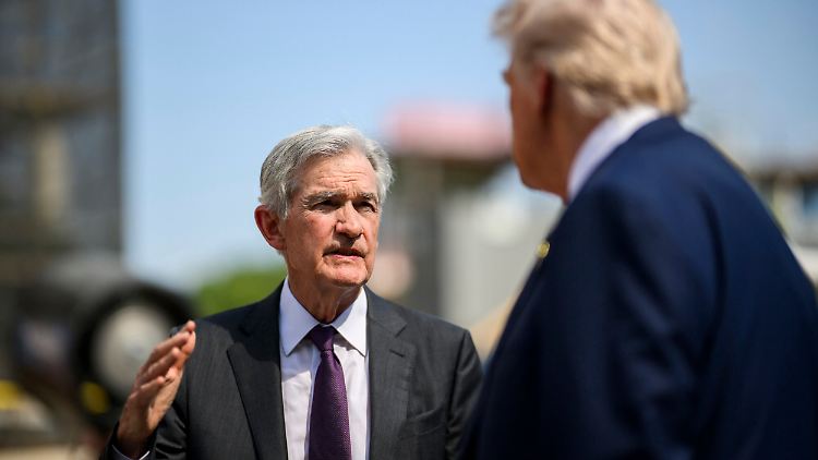 Trump kritisiert Powell seit Monaten öffentlich dafür, dass die Notenbank die Zinsen nicht sehr deutlich senkt.