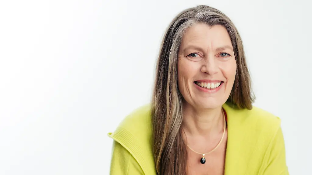 Jutta-Heller-ist-Expertin-fuer-Resilienz-und-begleitet-Unternehmen-Teams-und-Privatpersonen