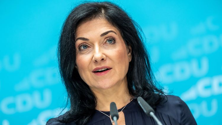 Die Barrieren kosteten Milliarden, sagt Wirtschaftsministerin Reiche. 