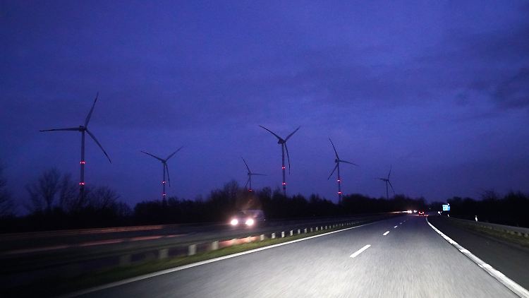 Das Fernlicht ist und bleibt auch in Zukunft ein unverzichtbares Element der Sicherheitsausstattung beim Pkw.