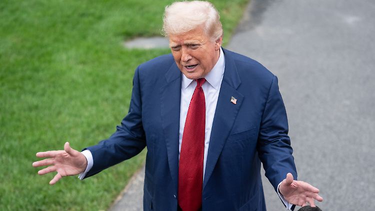 Die schwachen Arbeitsmarktzahlen sollen ihn schlecht aussehen lassen, meint Trump. 