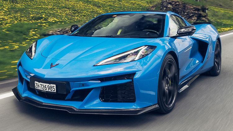 Als e-Ray verändert die Chevrolet Corvette ihren Charakter zum Teil deutlich, hin zu mehr Fahrkomfort und -sicherheit.