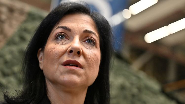 Die Lausitz habe hervorragende Voraussetzungen, sagt Wirtschaftsministerin Katherina Reiche. 