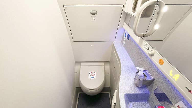 Wird das Problem übermächtig, empfiehlt sich ein Besuch auf der Bordtoilette.