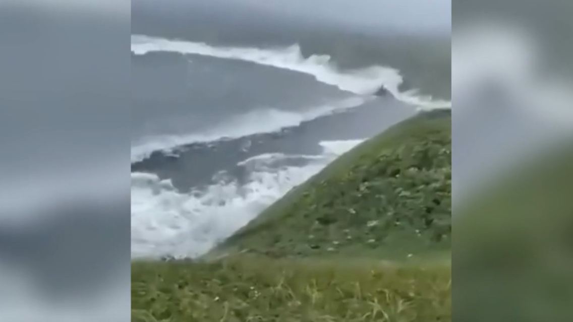 TsunamiAnkunft.jpg