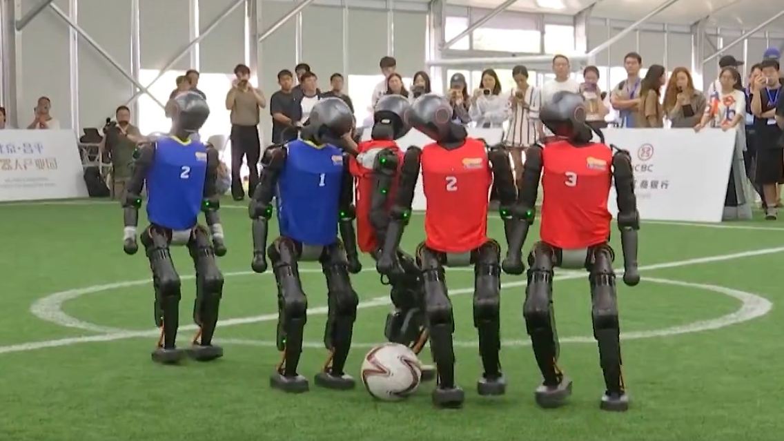 Roboter_Fußball.jpg