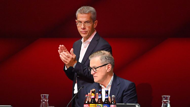 Michael Diederich (hinten) und Jan-Christian Dreesen.