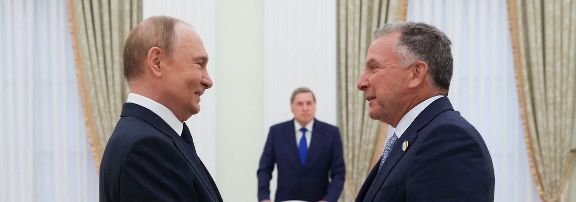 epi_229041565_REUTERSFOTO_2025-08-06T093308Z 1420424503 RC2L1GAX99PJ RTRMADP 3 UKRAINE-CRISIS-PUTIN-WITKOFF.JPG_Russian President Pu.jpg