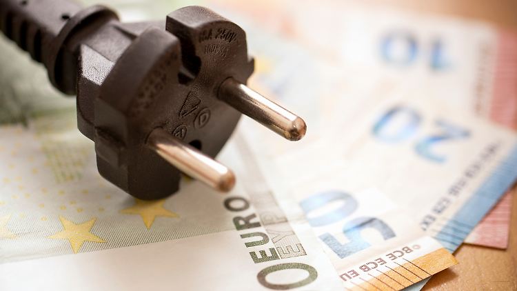 Den Stromanbieter zu wechseln, kann ein nerviges Prozedere sein, oftmals lässt sich dadurch unter dem Strich aber auch bares Geld sparen.
