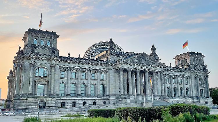 Millionen Nutzer machen Tiktok für Politik interessant.