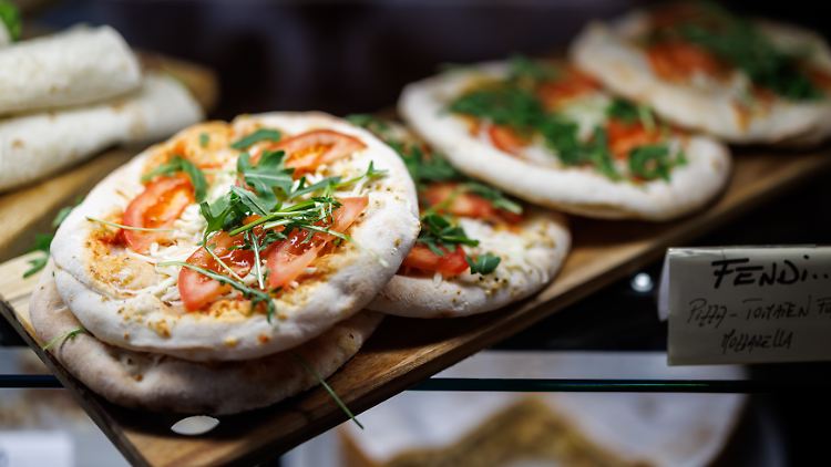 Die Pizza hatte plötzlich einen ganz anderen Preis als auf der Karte ausgewiesen.