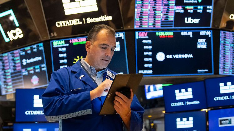 An der Wall Street wurde vergleichsweise ruhig in die Woche gestartet. 