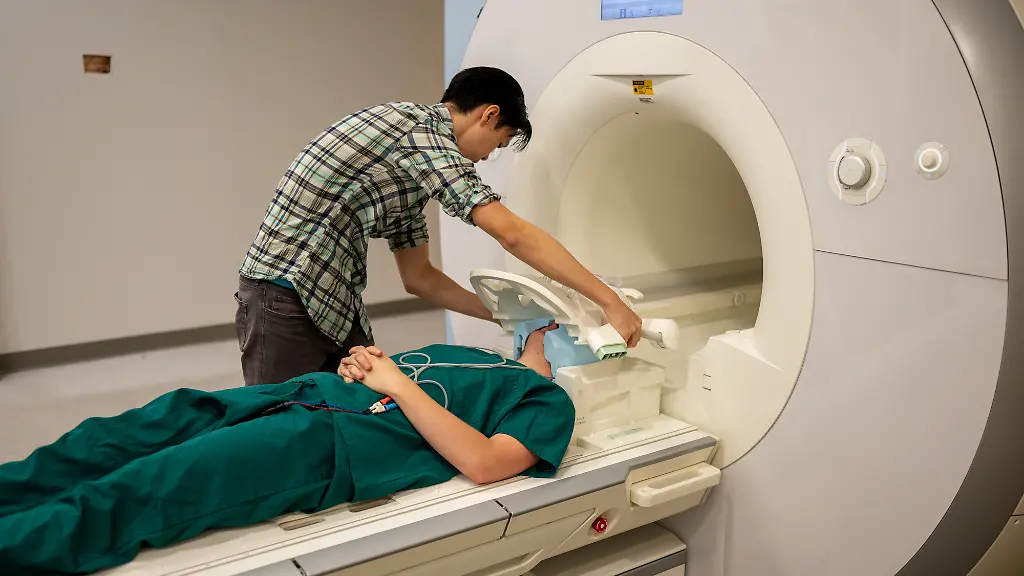 urn-binary-dpa-com-20090101-230430-911-007257-FILED