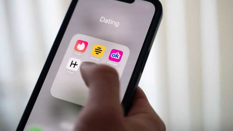 Per Dating-App sollen die Verdächtigen Kontakt zu ihren späteren Opfern aufgenommen haben. 
