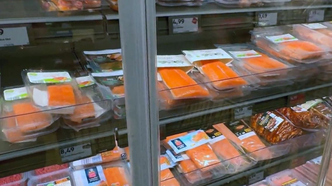 Einkauf Fisch Kontrolle.jpg