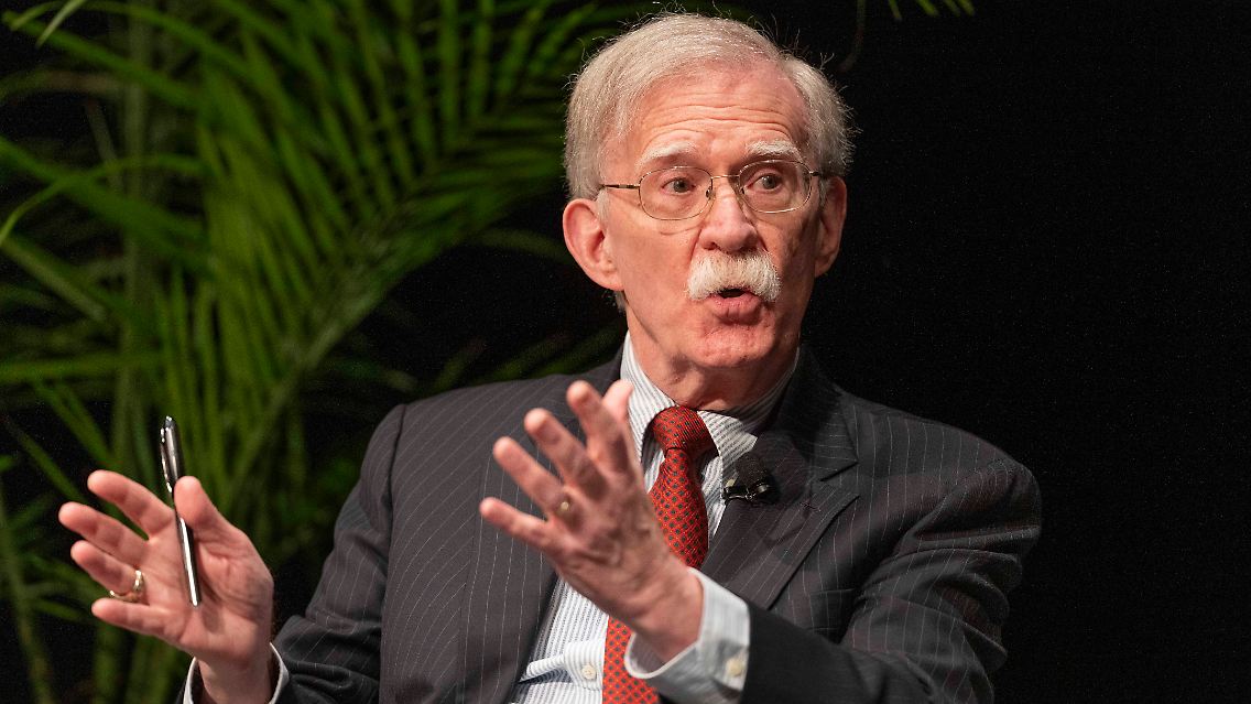 John Bolton war Trumps wichtigster außenpolitischer Berater. Heute warnt er vor ihm.