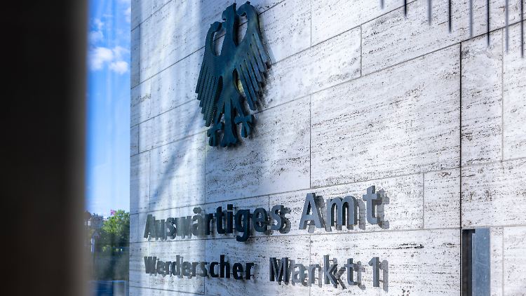 "Wir sehen, glaube ich, die Presse- und Meinungsfreiheit in Deutschland nicht eingeschränkt", sagte ein Sprecher des Außenamts in Berlin.