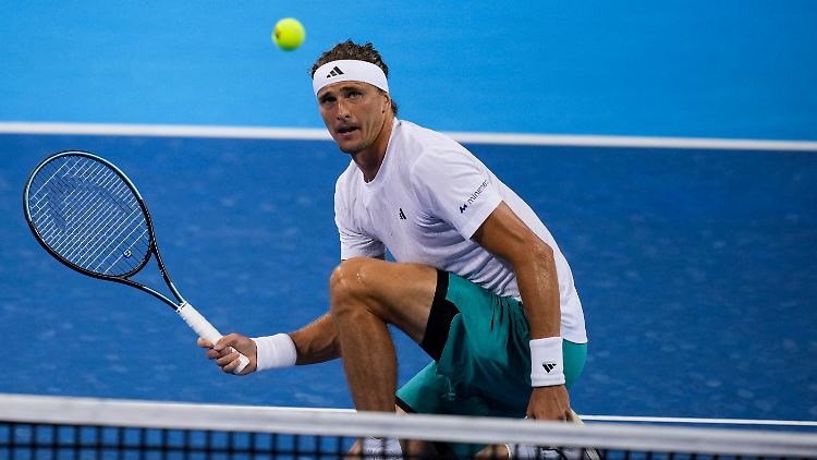 Zverev spielt am selben Tag gegen zwei Konkurrenten. 