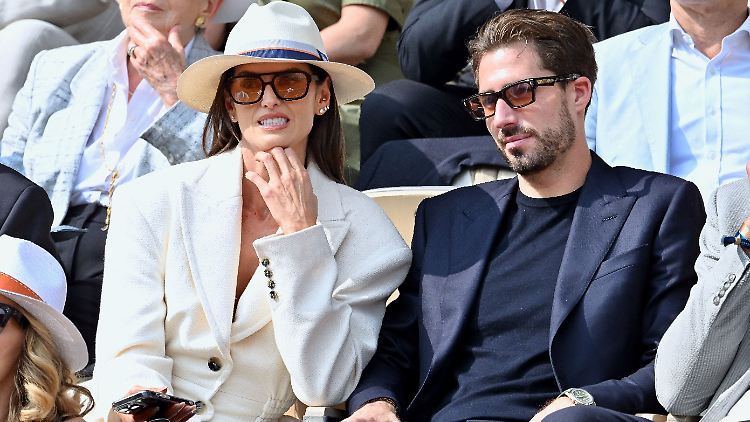 Trapps Verlobte Izabel Goulart arbeitet als Model in Paris. 