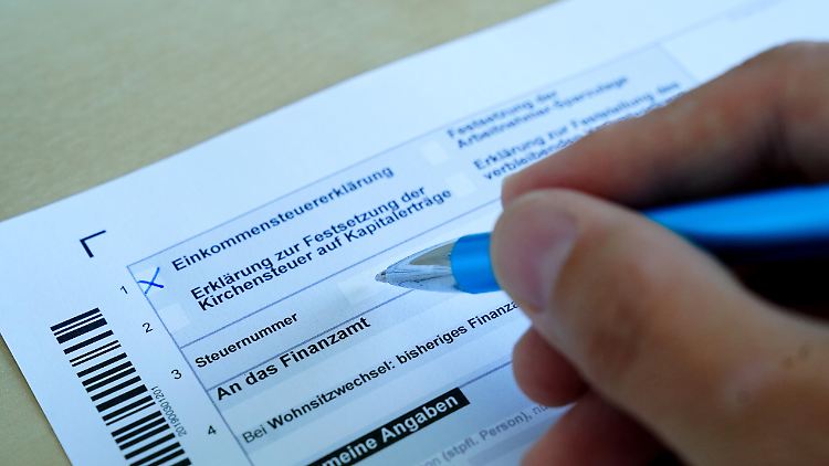 Rund 6000 Steuerpflichtige in der Region Kassel bekommen Vorschläge ihres Finanzamtes zur Einkommenssteuererklärung. 