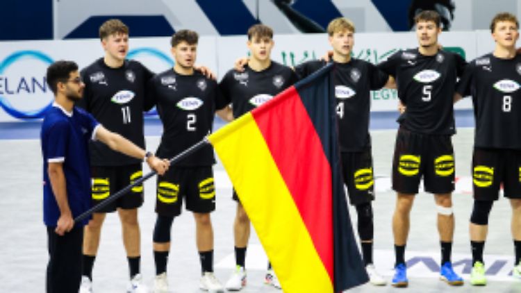 Der deutsche Handball-Nachwuchs kämpft um WM-Gold.