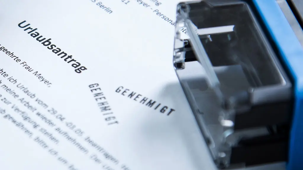 Nicht-genommene-Urlaubstage-den-Kollegen-spenden-Erlauben-Arbeitgeber-ihren-Mitarbeitern-das-darf-der-gesetzliche-Mindesturlaub-nicht-davon-betroffen-sein