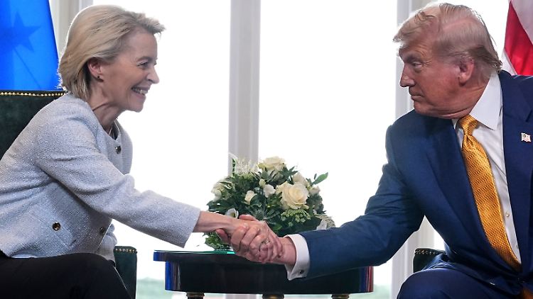 EU-Kommissionspräsidentin von der Leyen und US-Präsident Trump hatten sich im Juli auf ein Abkommen geeinigt.