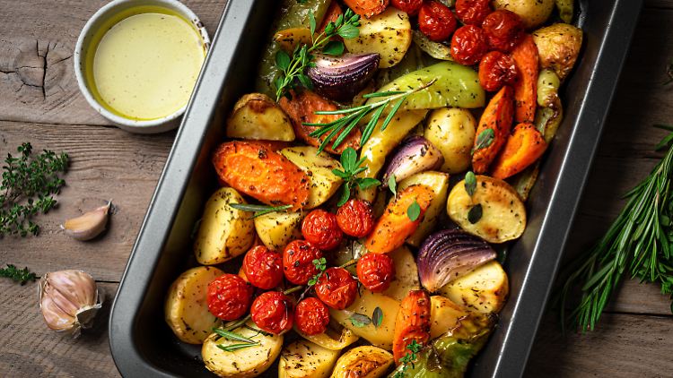 Ernährungswissenschaftler empfehlen täglich mindestens fünf Portionen Obst und Gemüse.