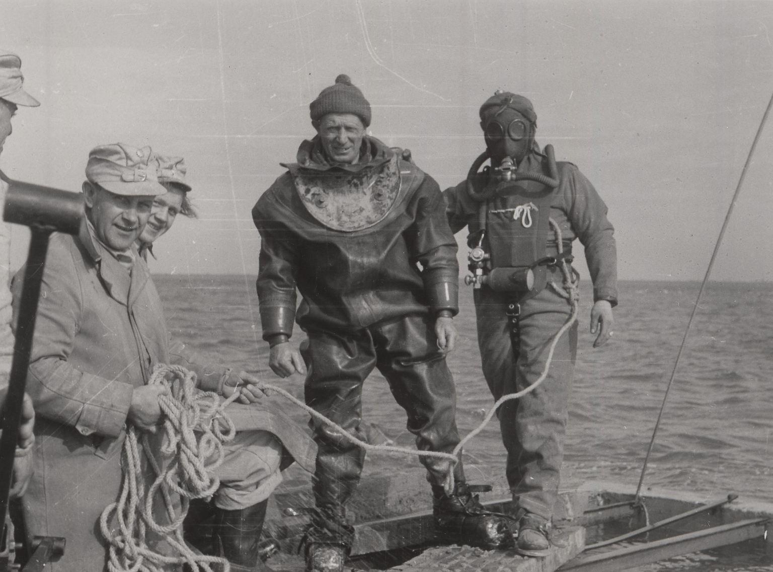 Retter in Blau: Auf das Technische Hilfswerk ist seit 75 Jahren Verlass ...