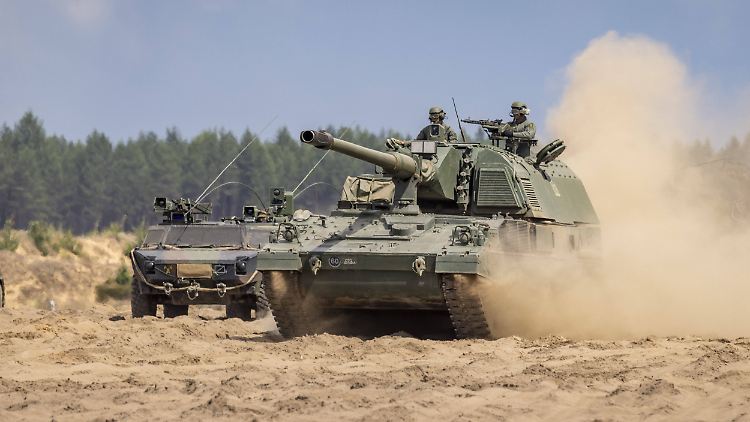Bürokratische und logistische Hürden beeinflussen die Stärkung der Nato-Ostflanke.