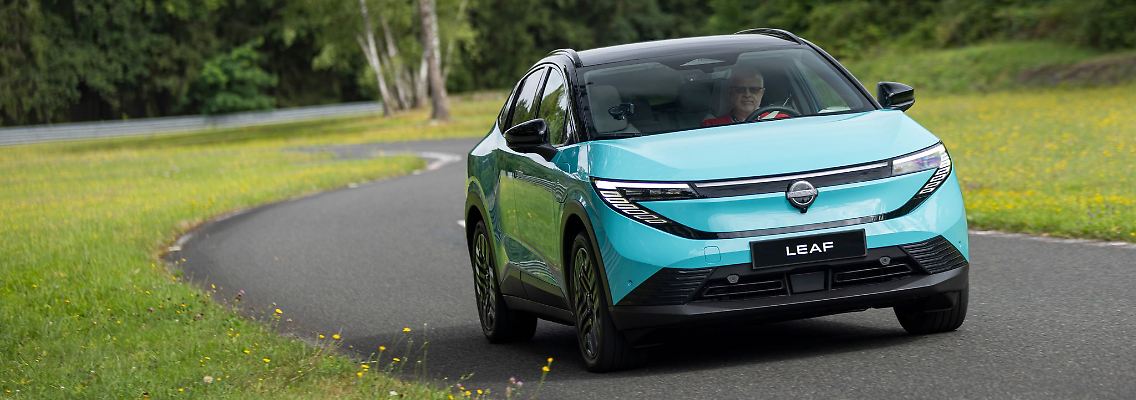 Der neue Nissan Leaf fährt nun schon in dritter Generation um die Gunst der Kunden.jpg