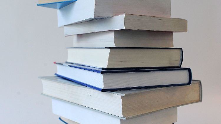 Wer sind die Nominierten für den Deutschen Buchpreis? Die 20 Titel werden bekanntgegeben (Symbolbild)