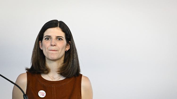 Frankreichs beigeordnete Ministerin für Digitalisierung und KI, Clara Chappaz, ist entsetzt nach dem Tod Pormanoves.
