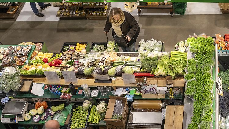 Lebensmittel verteuerten sich im Juli um fast fünf Prozent.