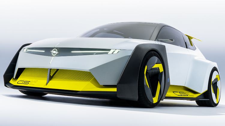 Opel zeigt auf der IAA in München (9.-14. September) die spektakuläre Kleinwagen-Studie Corsa GSE Vision Gran Turismo.