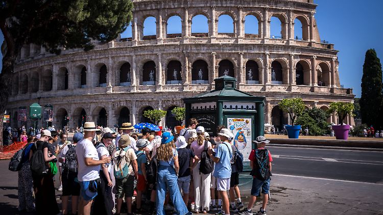 Das Kolosseum gehört zu den beliebtesten Sehenswürdigkeiten in Italien.