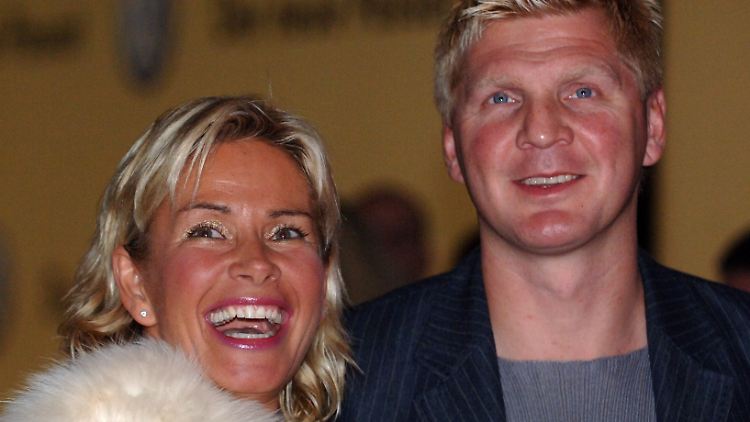 Kinder, wie die Zeit vergeht. Claudia und Stefan Effenberg strahlen im Jahre 2005, kurz nach ihrer 1. Hochzeit, um die Wette. 20 Jahre später sagen sie zum dritten Mal ja.