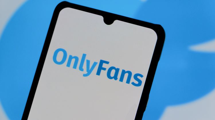 Onlyfans verdient Geld, indem es eine Gebühr von 20 Prozent auf alle Abonnements oder Inhalte erhebt.