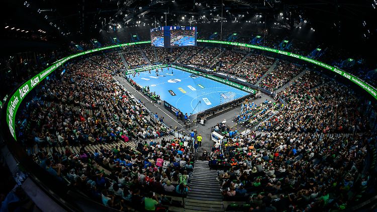 In München sahen die Fans ein dramatisches Duell um den Supercup.