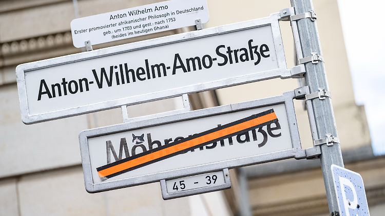 Der Bezirk und mehrere Initiativen wollten die Mohrenstraße seit Jahren umbenennen.