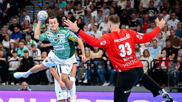 Tim Freihöfer und die Füchse Berlin behielten am Ende gegen Andreas Wolff und den THW Kiel die Oberhand.